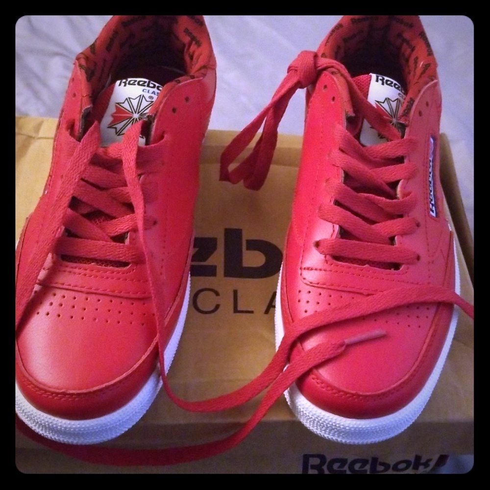 Reebok classic shoes